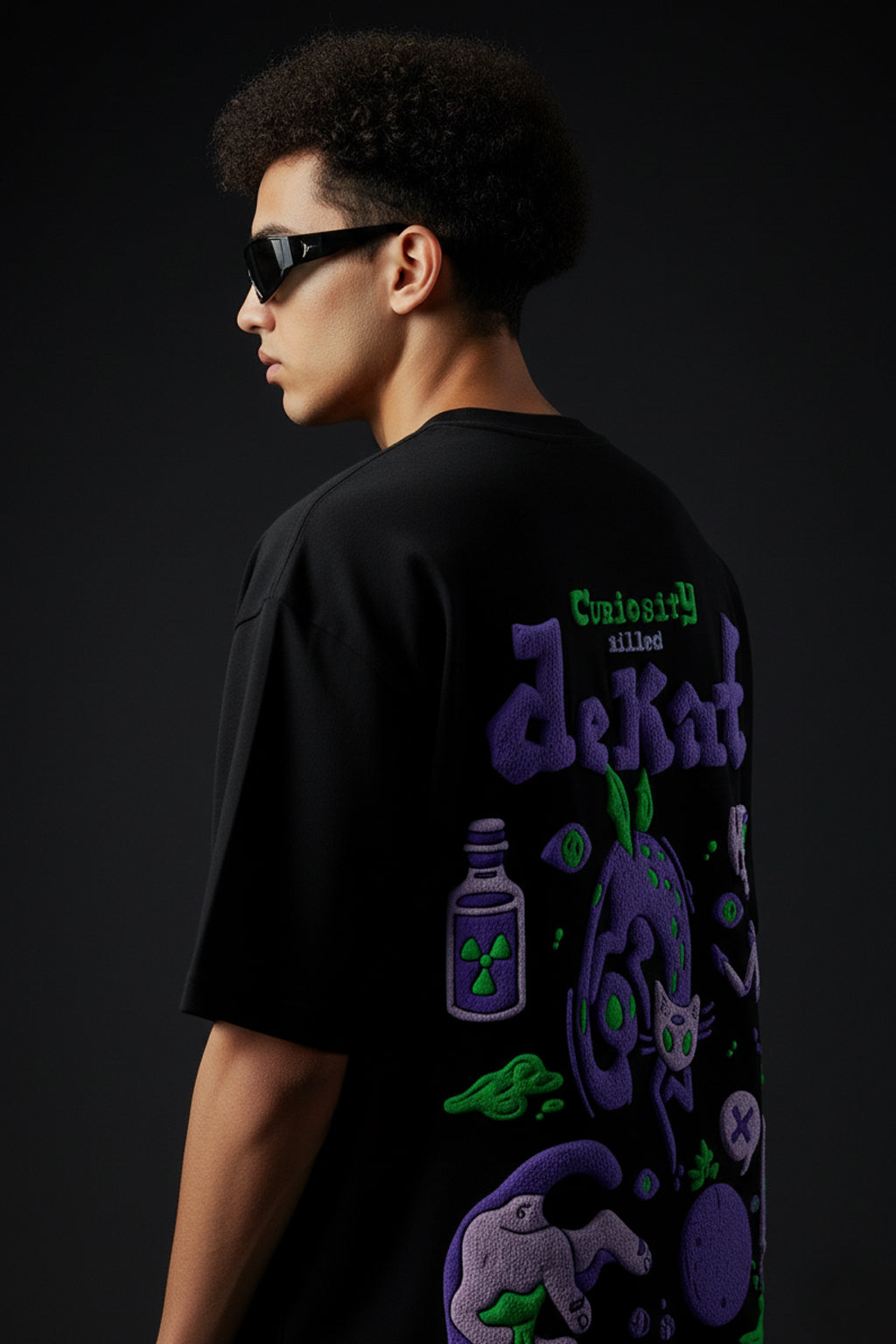 Curiosity Black Oversized Puff Printed Exclusive T-shirt