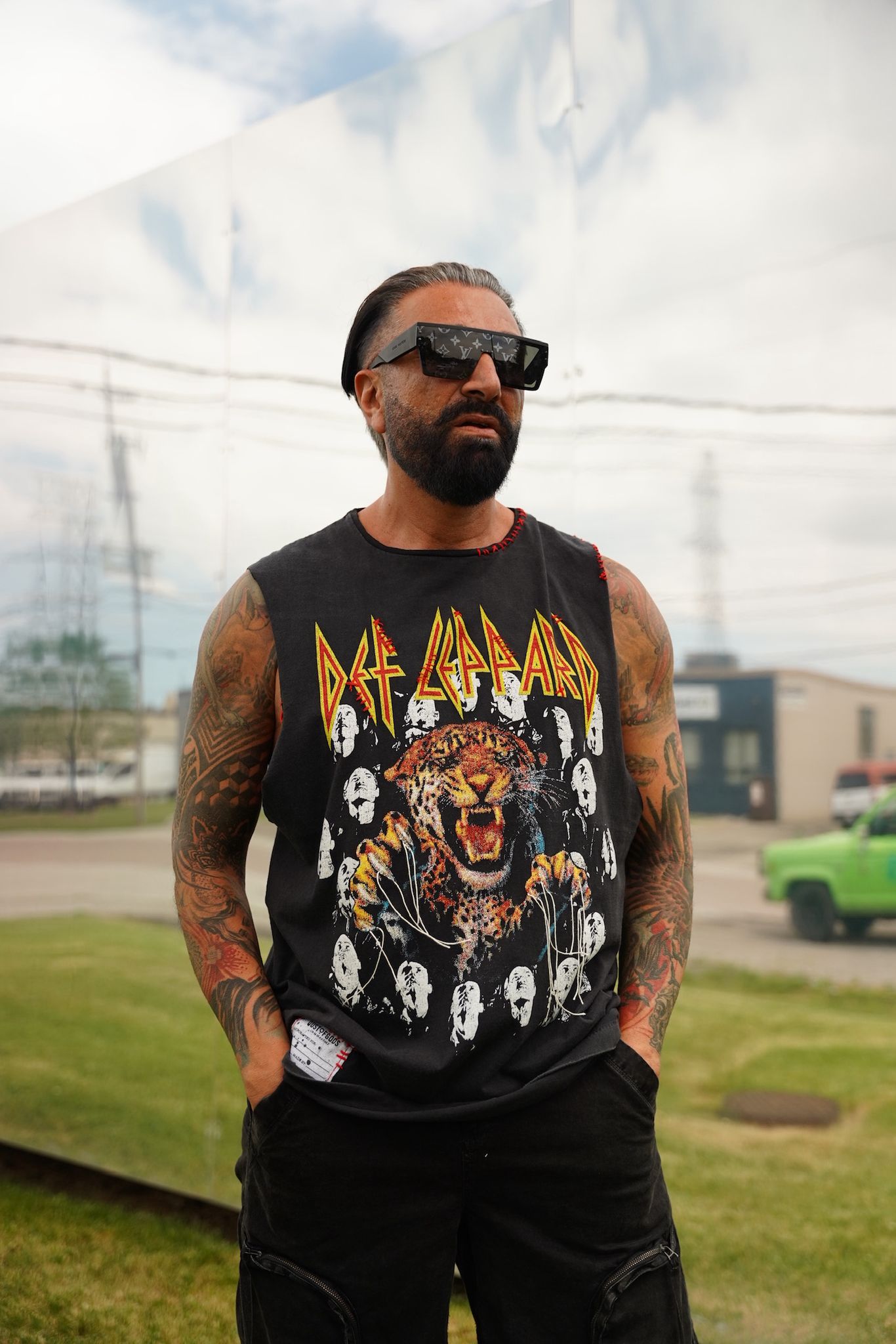 DOG Def Lepard Sleeveless T-Shirt