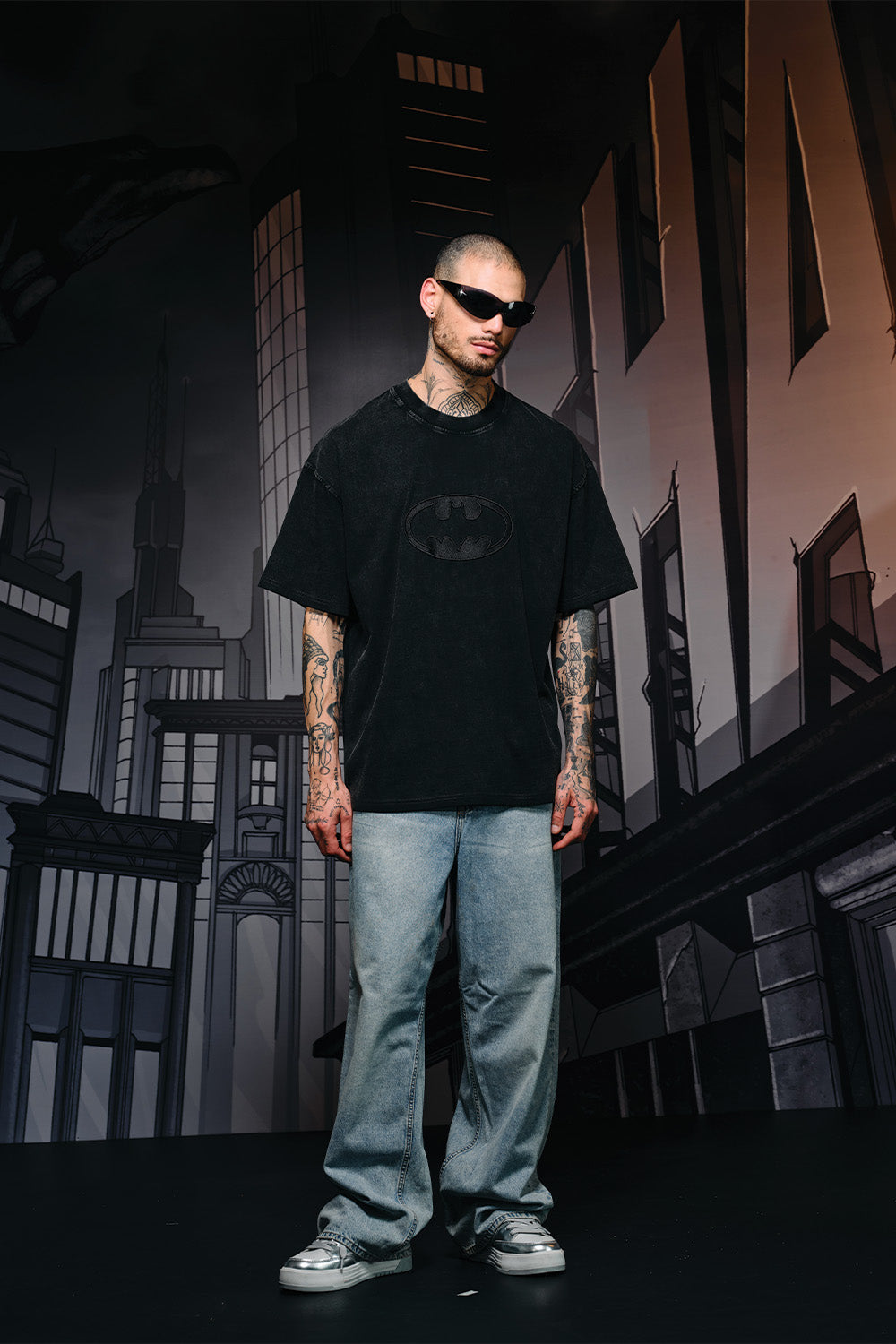 Bat Emblem Faded Oversized T-shirt