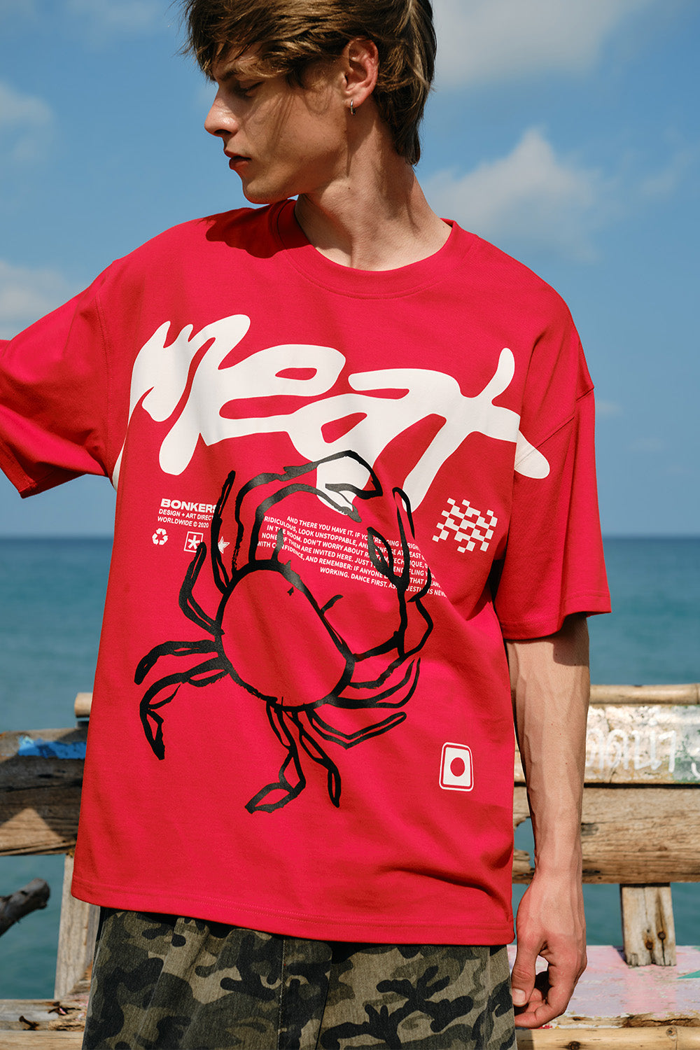Snap Snap Oversized T-shirt