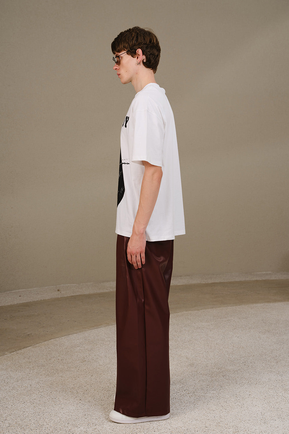 Abstract Lips Oversized T-shirt