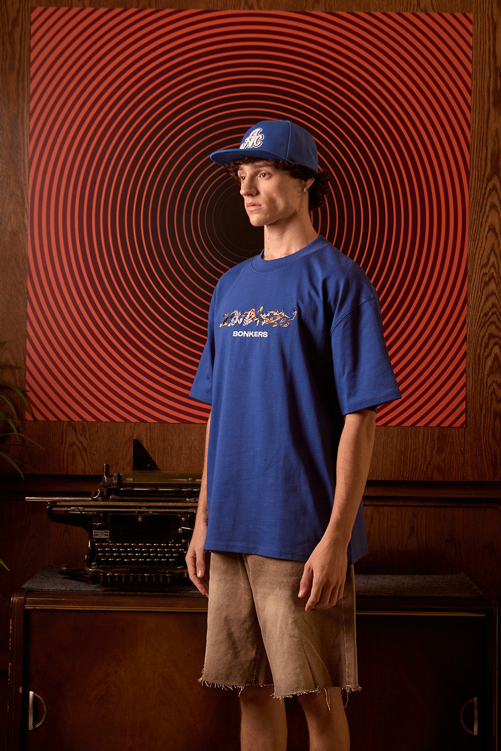 Looney Crew Oversized T-shirt