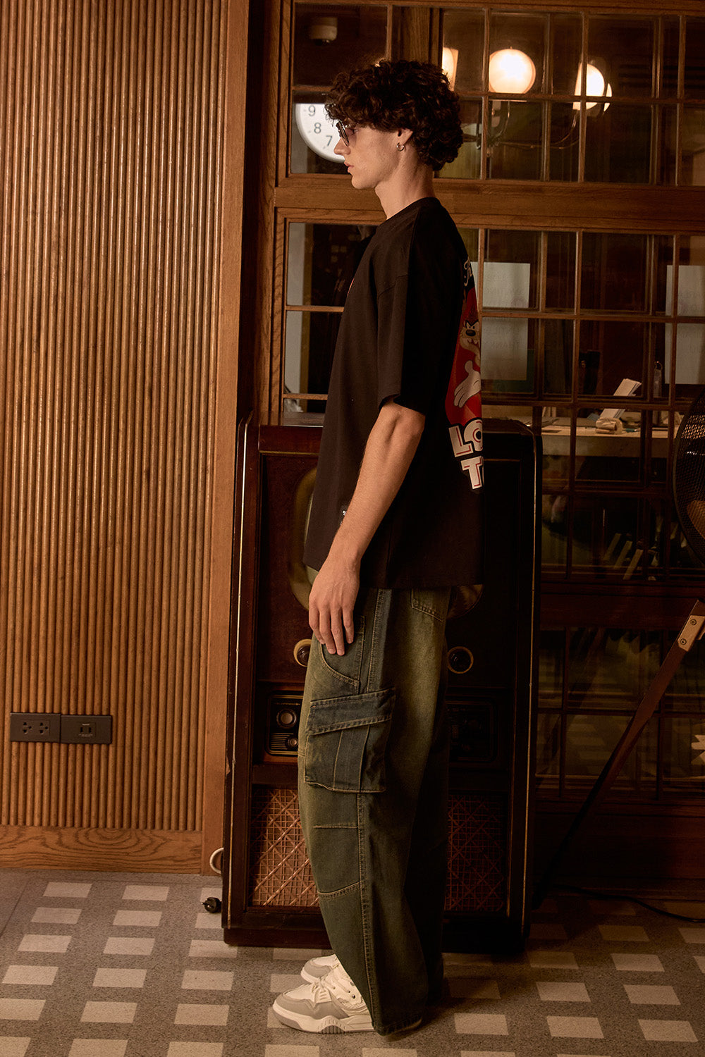 Looney Tales Oversized T-shirt