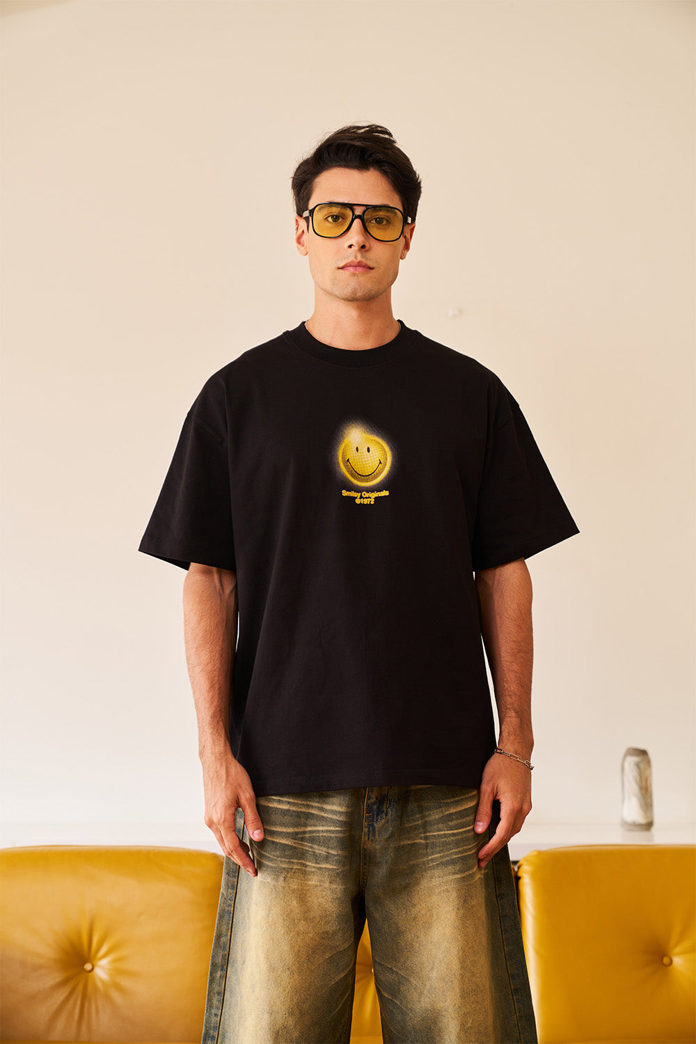 Smiley Lost In The Beat Oversized T-shirt