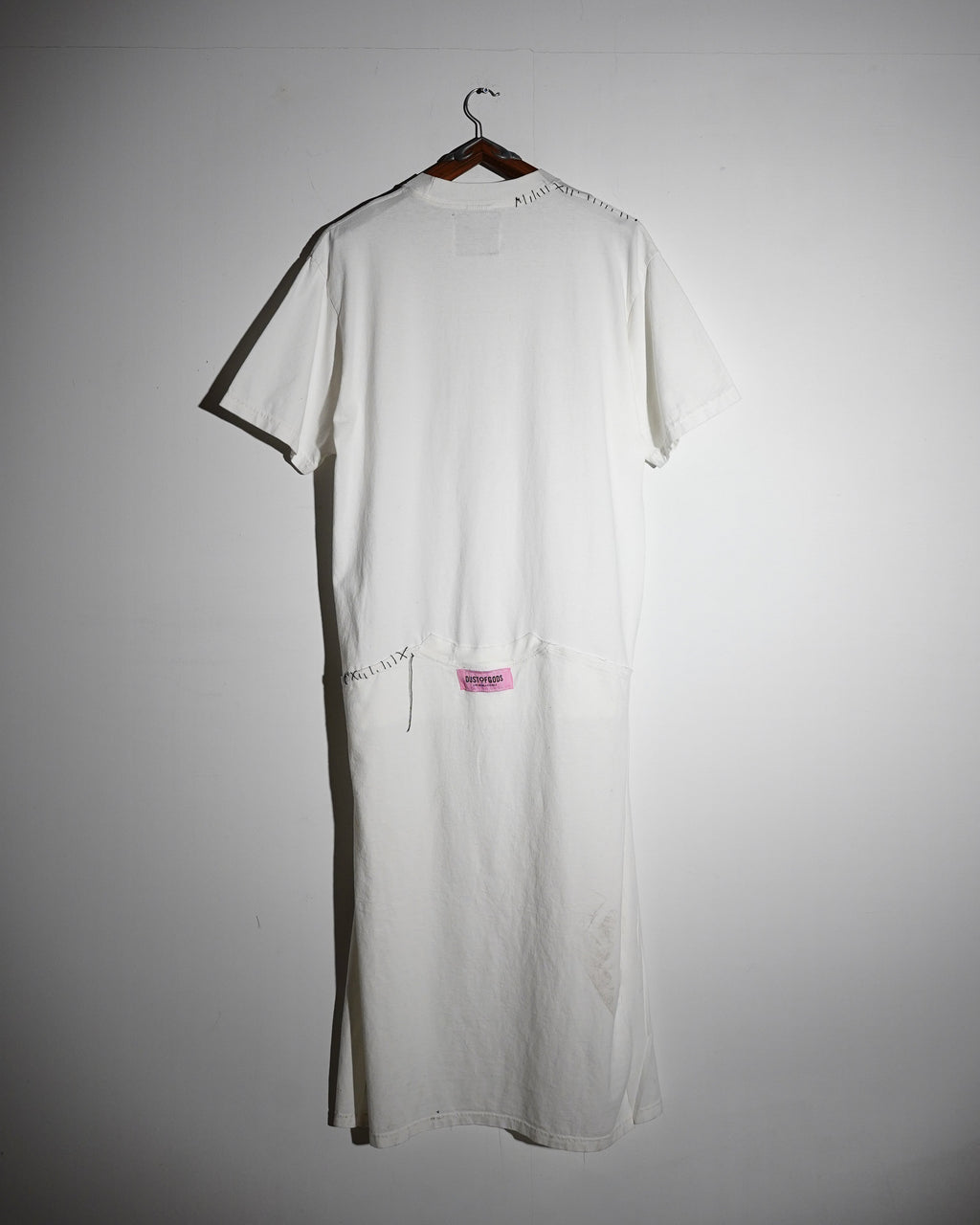 Extended Peep Shirt