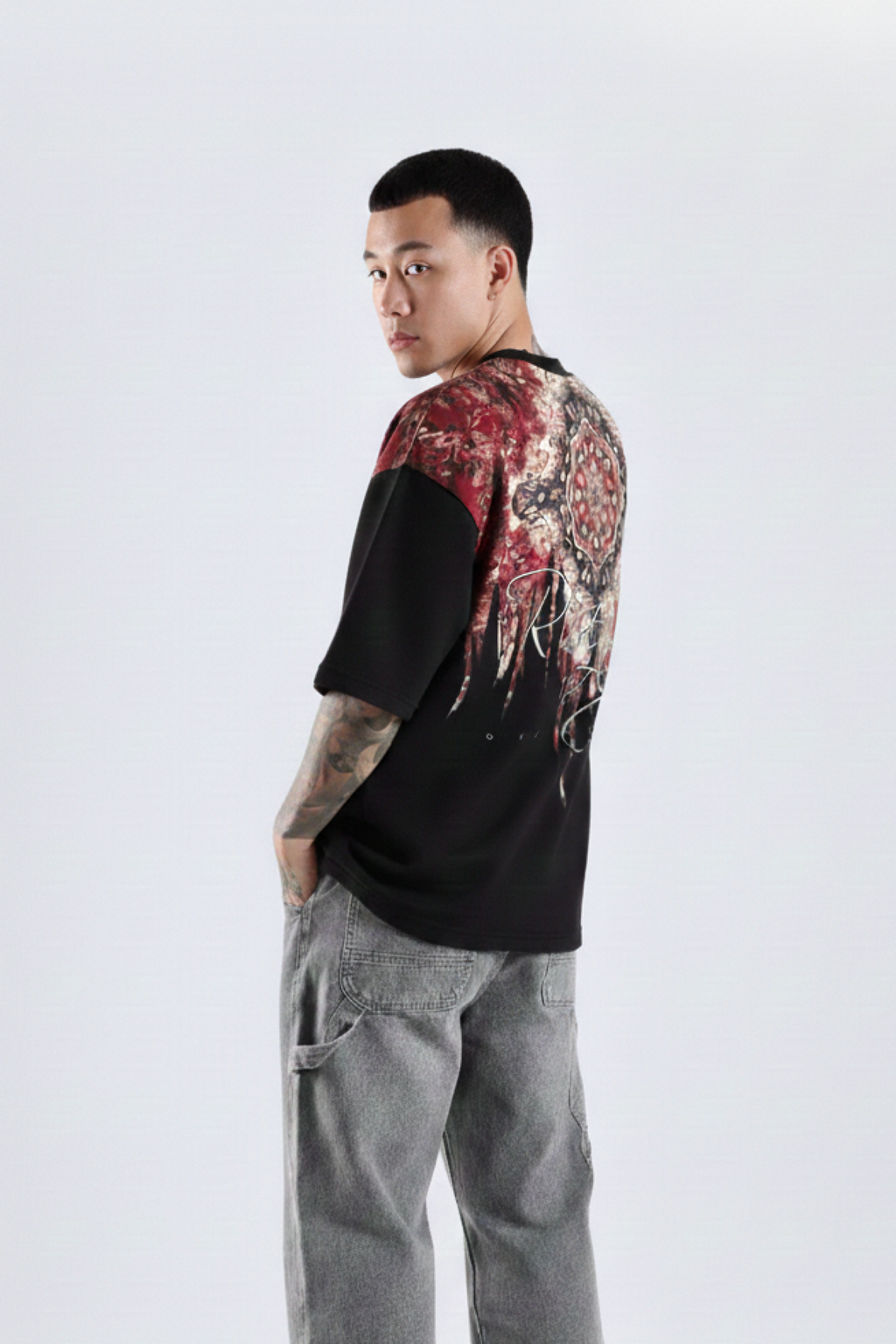 Carpedian Black Oversized Tshirt