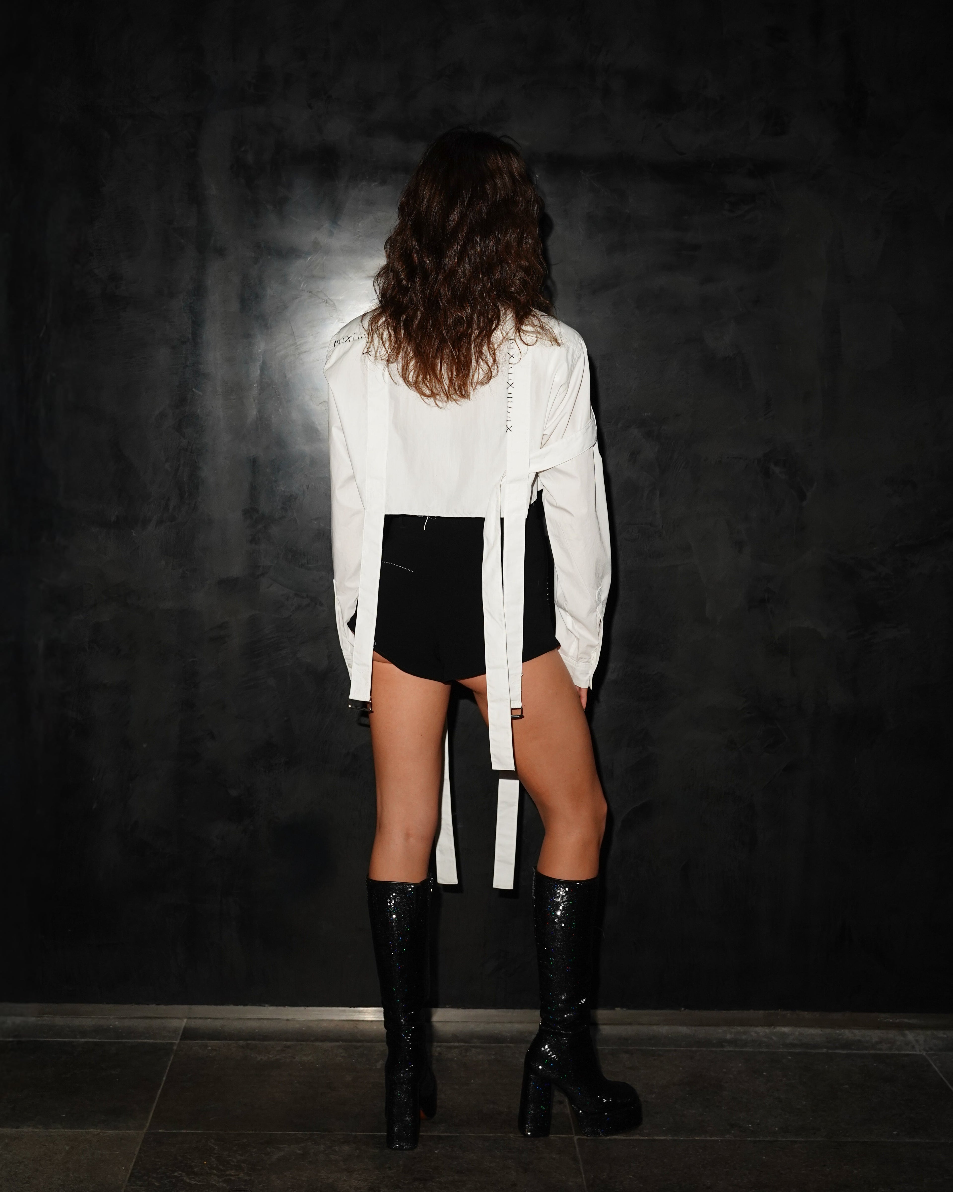 Cropped Strap Informal Dress Shirt