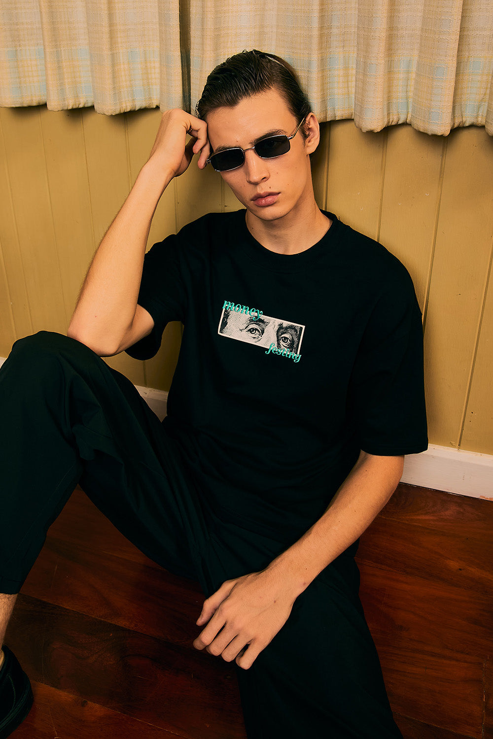Money Festing Oversized T-shirt