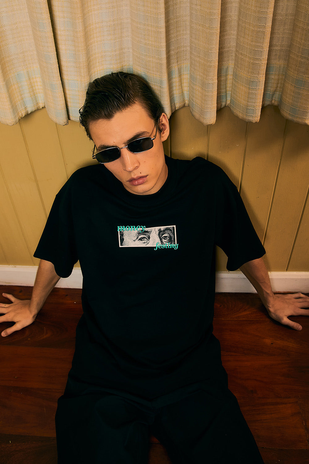 Money Festing Oversized T-shirt