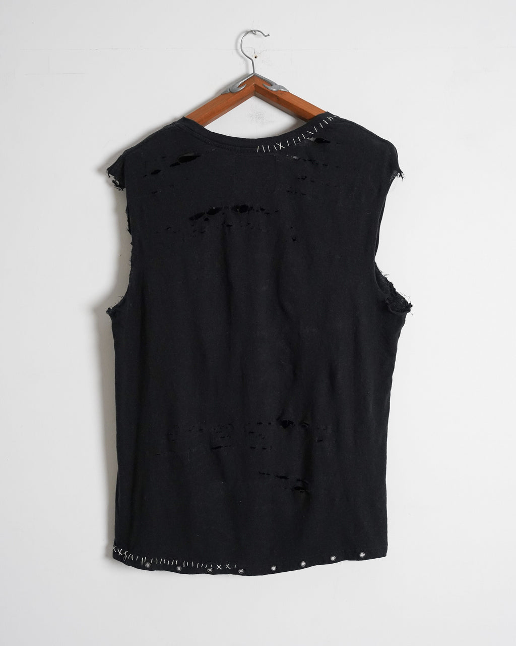 No Explanation Sleeveless Shirt