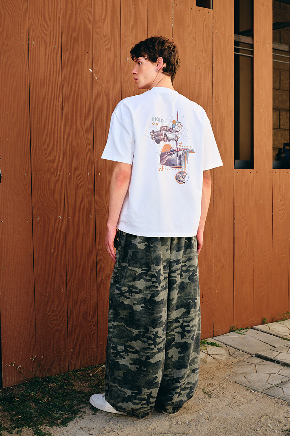 Hold On Tight Oversized T-shirt
